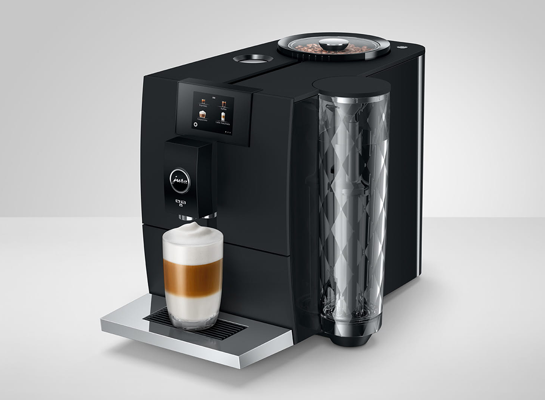 Detailansicht Jura ENA 8 (EC) Metropolitan Black mit Betonung auf die Benutzererfahrung.